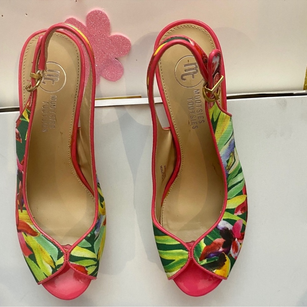 Colorful Floral Slingback Heels Size 7.5